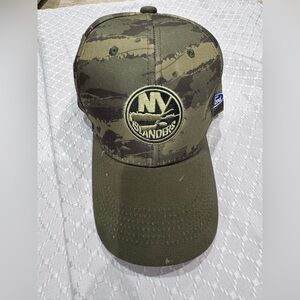 New York islander camo baseball hat